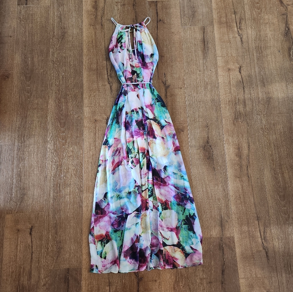 Maggie London women's floral halter maxi dress size 2 wedding formal chic